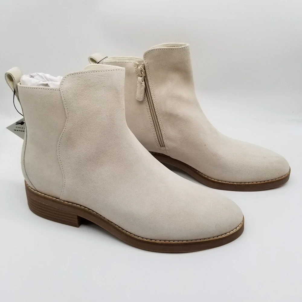 Cole Haan Women River‎ Suede Chelsea Ankle Sz 10.5 B Bootie  Beige Casual Office